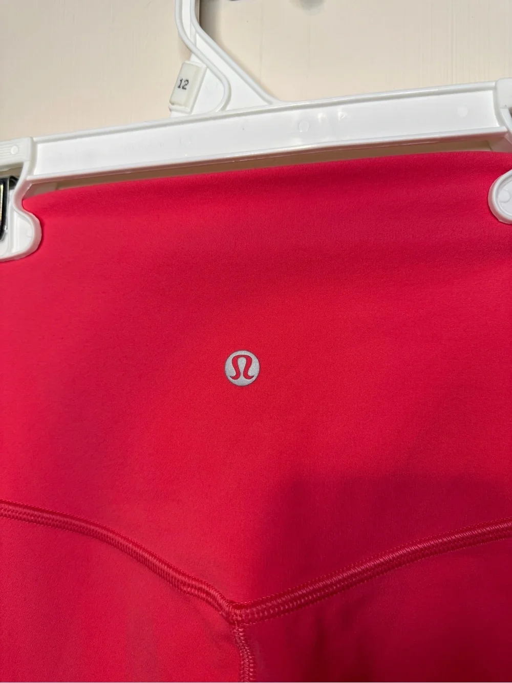 Lululemon Women’s Align High-Rise Short 6